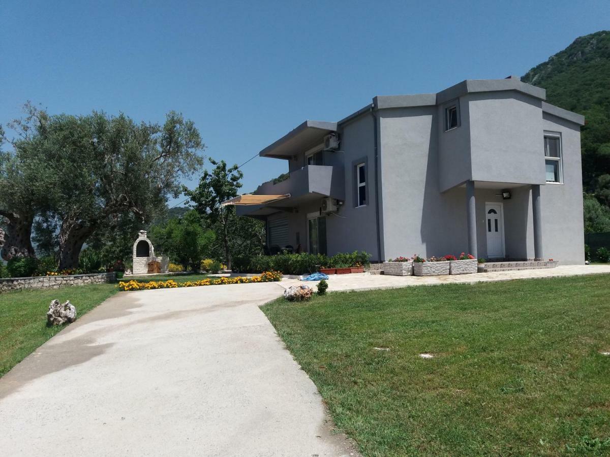 Zelena Maslina Villa Bar Luaran gambar