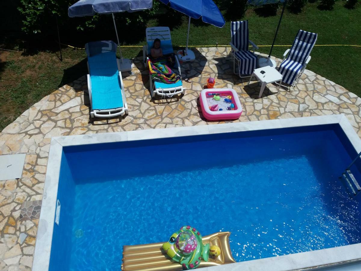 Zelena Maslina Villa Bar Luaran gambar