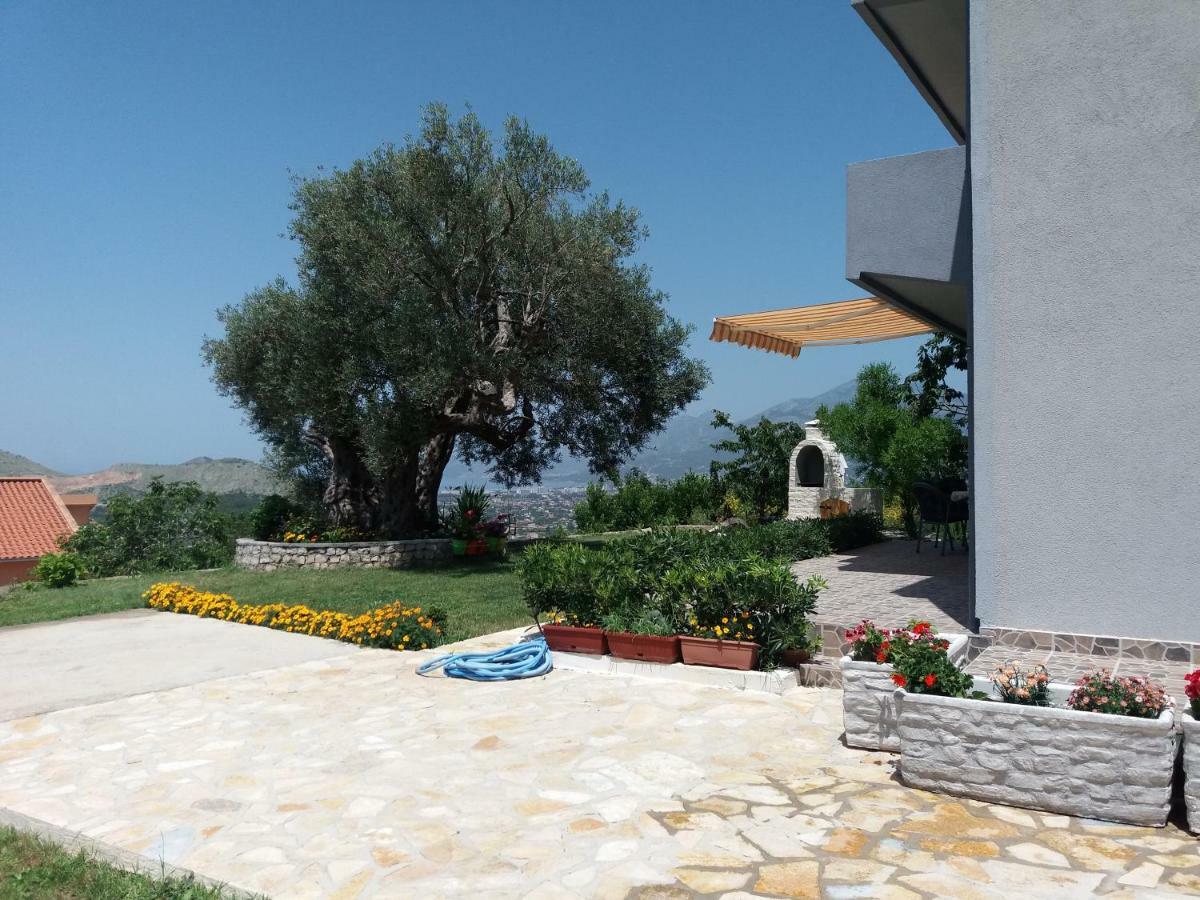 Zelena Maslina Villa Bar Luaran gambar
